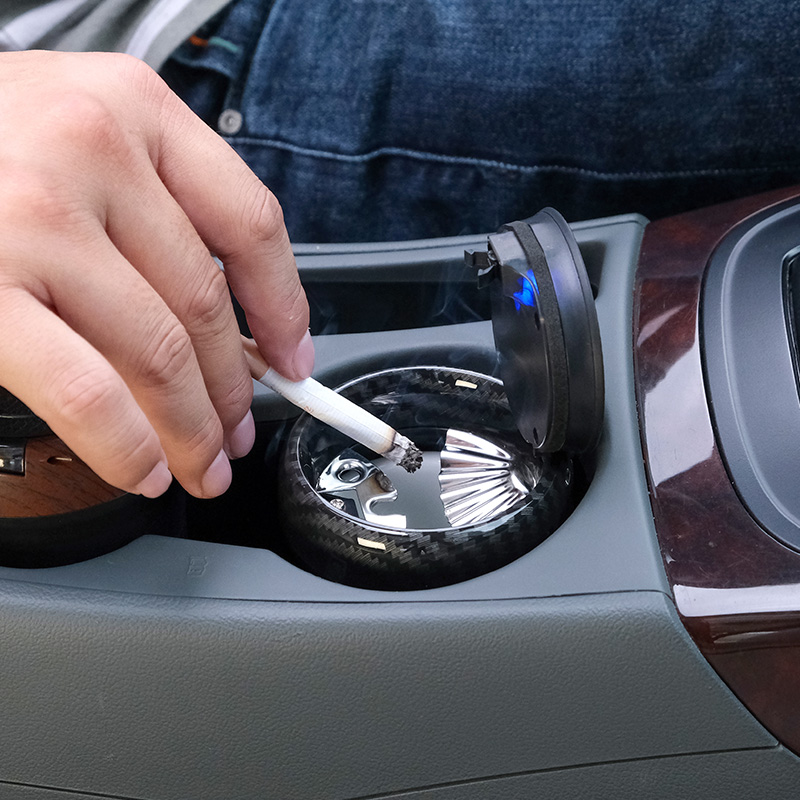 N17A Car Ashtray with LED detail (5).jpg